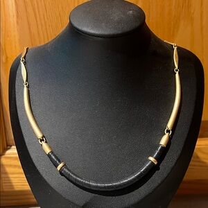 Stella & Dot Elegant Black and Gold Necklace